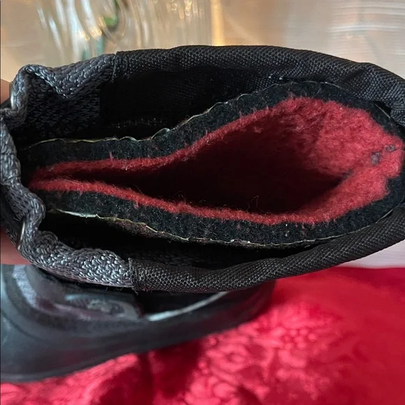 Kamik Black and Gray Outdoor Boots - Picture 4 of 6